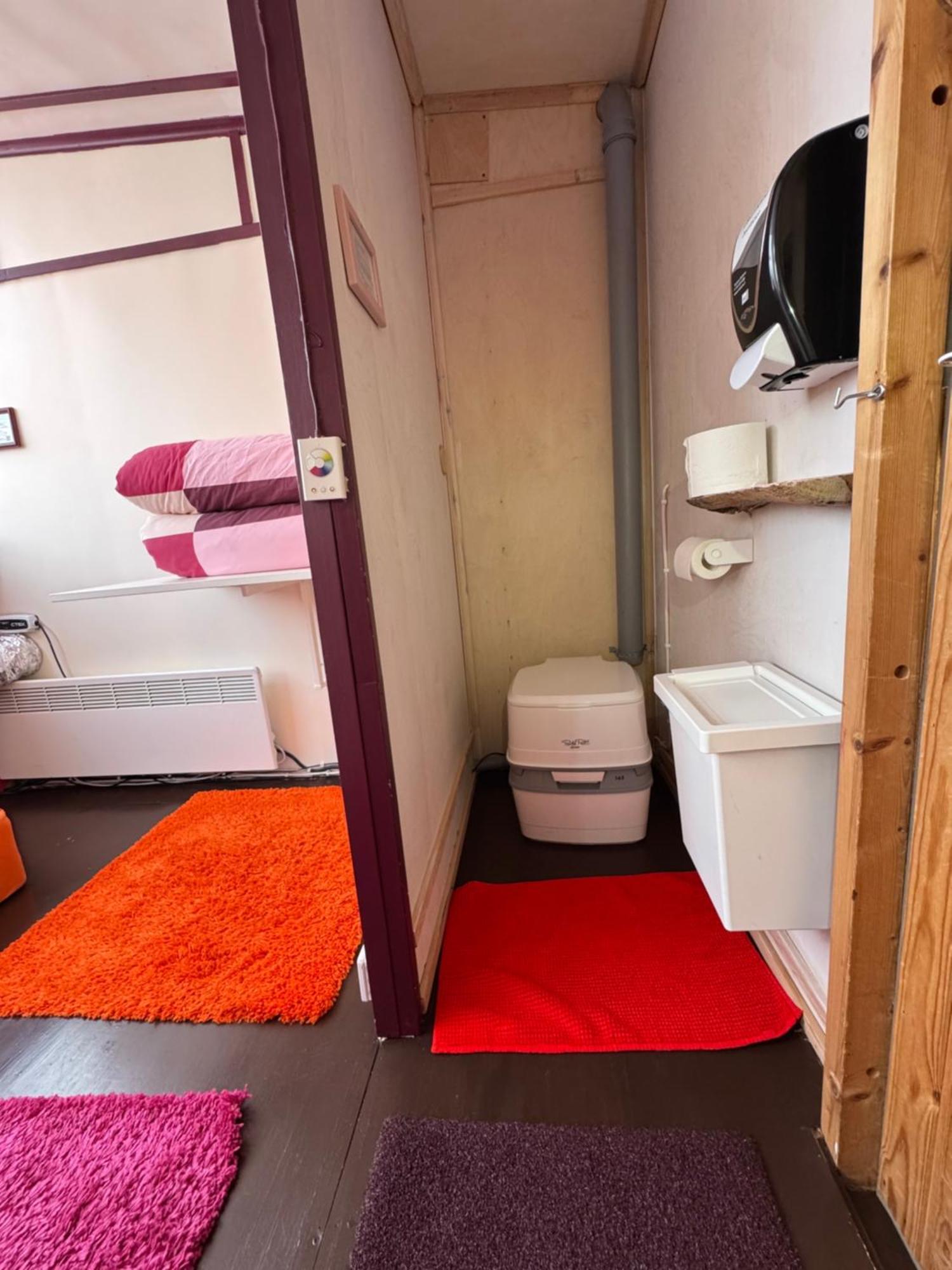 Lake Inari Mobile Cabins Экстерьер фото